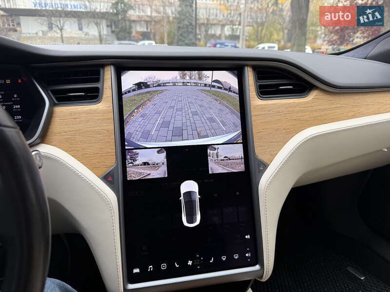 Ліфтбек Tesla Model S 2019 в Дніпрі фото 35 Ліфтбек Tesla Model S 2019 в Дніпрі