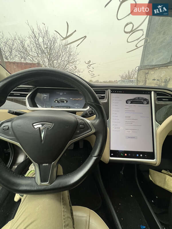 Ліфтбек Tesla Model S 2013 в Одесі фото 10 Ліфтбек Tesla Model S 2013 в Одесі