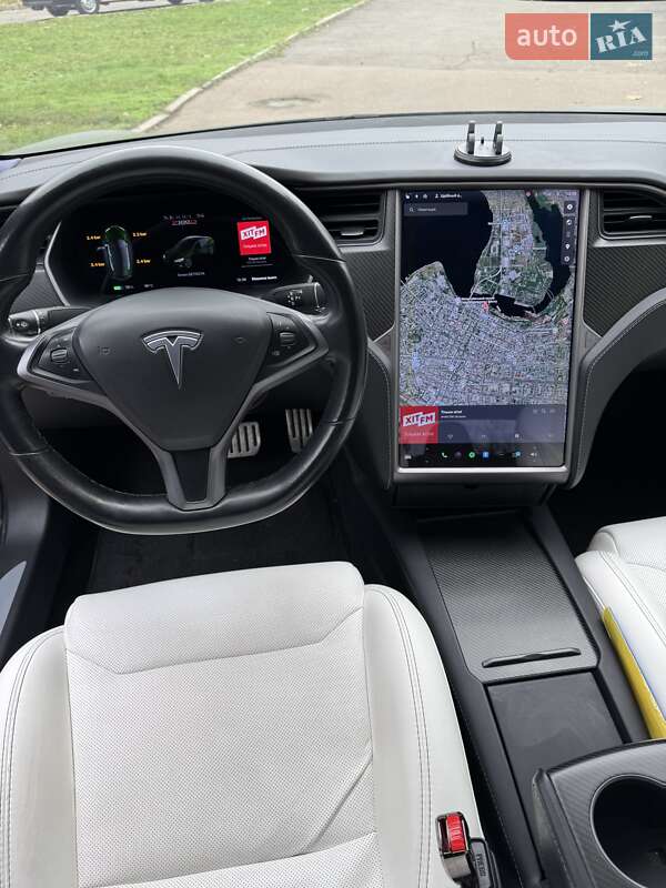 Ліфтбек Tesla Model S 2019 в Миколаєві