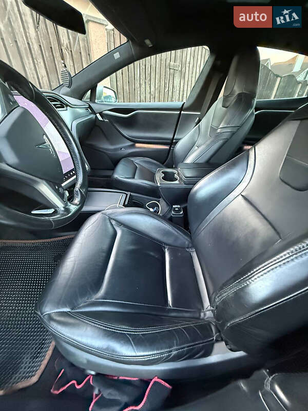 Ліфтбек Tesla Model S 2016 в Березівці фото 10 Ліфтбек Tesla Model S 2016 в Березівці