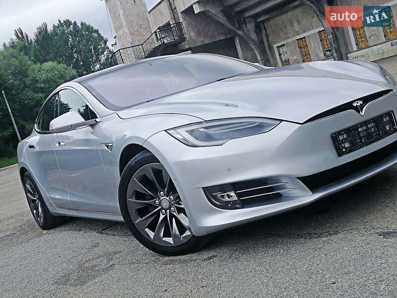 Ліфтбек Tesla Model S 2018 в Івано-Франківську фото 15 Ліфтбек Tesla Model S 2018 в Івано-Франківську