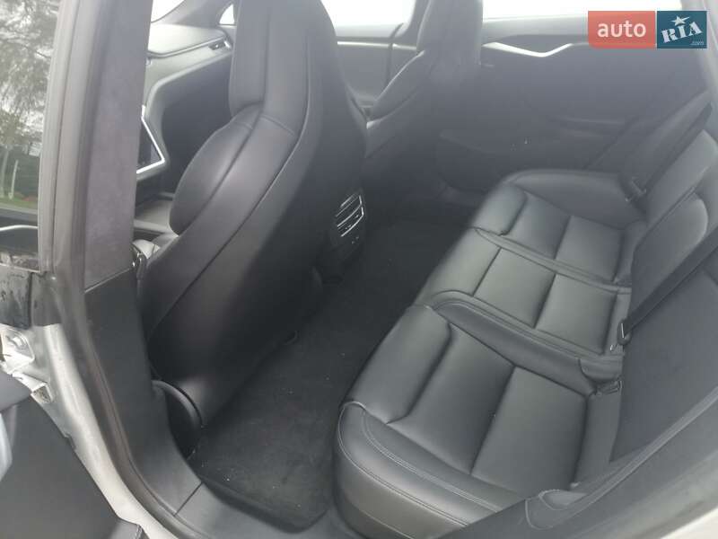 Ліфтбек Tesla Model S 2018 в Івано-Франківську фото 35 Ліфтбек Tesla Model S 2018 в Івано-Франківську