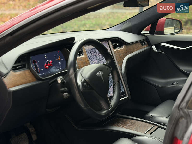 Лифтбек Tesla Model S 2018 в Тернополе