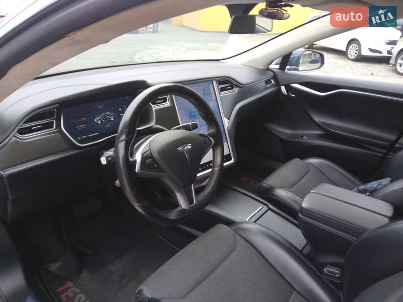 Лифтбек Tesla Model S 2017 в Нежине фото 18 Лифтбек Tesla Model S 2017 в Нежине