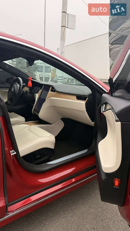 Лифтбек Tesla Model S 2019 в Одессе фото 6 Лифтбек Tesla Model S 2019 в Одессе