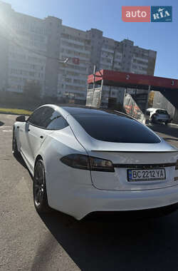 Ліфтбек Tesla Model S 2023 в Львові