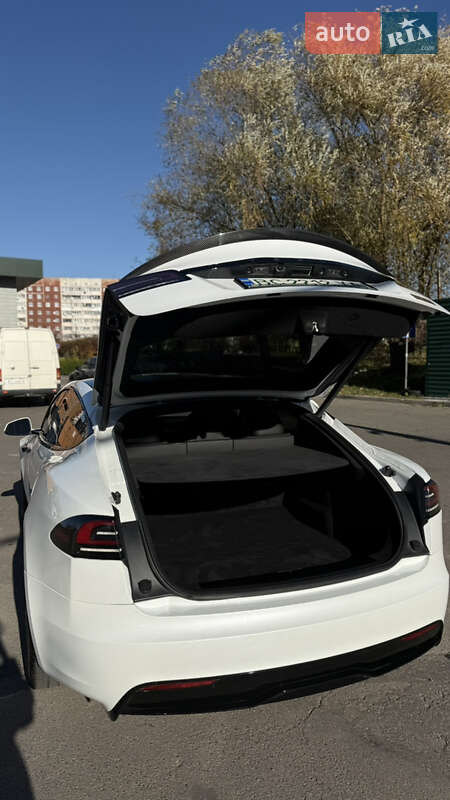 Лифтбек Tesla Model S 2023 в Львове фото 26 Лифтбек Tesla Model S 2023 в Львове