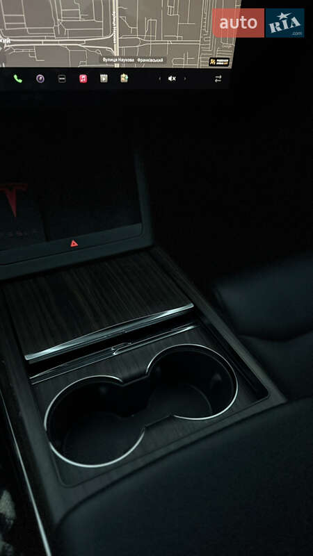 Лифтбек Tesla Model S 2023 в Львове фото 51 Лифтбек Tesla Model S 2023 в Львове