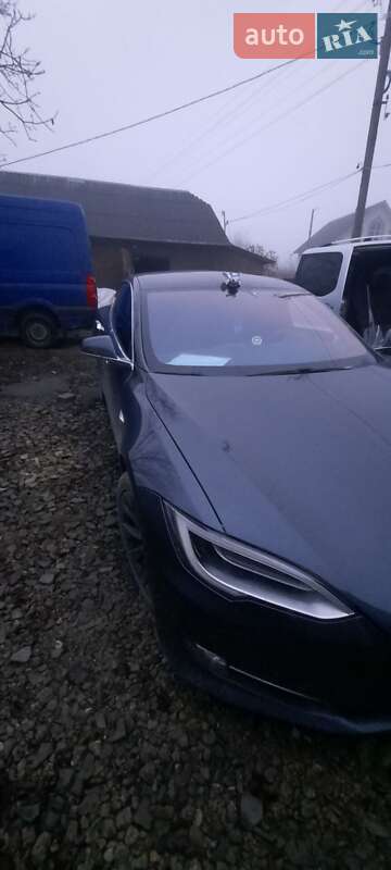 Ліфтбек Tesla Model S 2017 в Івано-Франківську фото 23 Ліфтбек Tesla Model S 2017 в Івано-Франківську