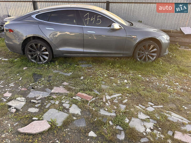 Лифтбек Tesla Model S 2013 в Самборе фото 2 Лифтбек Tesla Model S 2013 в Самборе