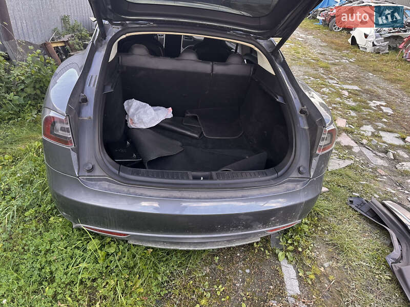 Лифтбек Tesla Model S 2013 в Самборе фото 12 Лифтбек Tesla Model S 2013 в Самборе