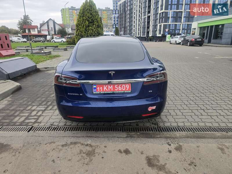 Лифтбек Tesla Model S 2017 в Тысменице фото 19 Лифтбек Tesla Model S 2017 в Тысменице