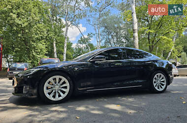 Ліфтбек Tesla Model S 2017 в Чорноморську