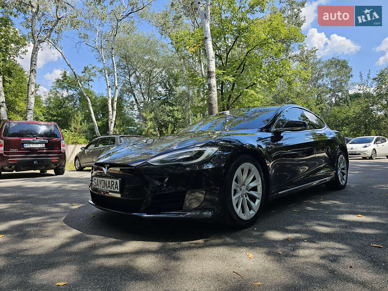 Ліфтбек Tesla Model S 2017 в Чорноморську