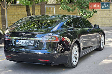 Ліфтбек Tesla Model S 2017 в Чорноморську