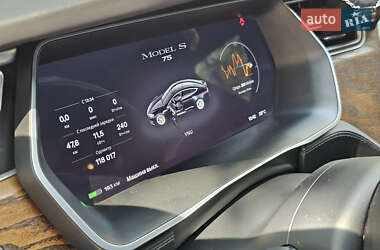 Ліфтбек Tesla Model S 2017 в Чорноморську