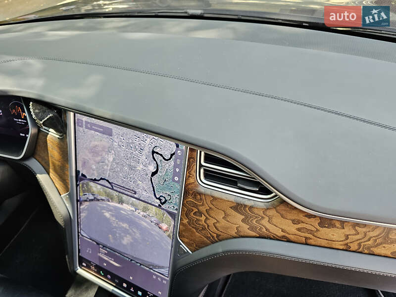 Ліфтбек Tesla Model S 2017 в Чорноморську
