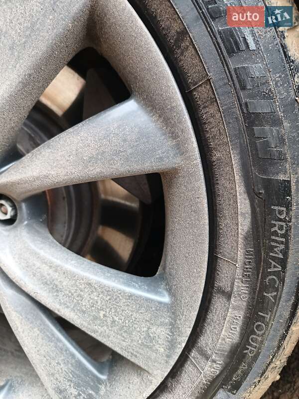 Лифтбек Tesla Model S 2015 в Новояворовске фото 14 Лифтбек Tesla Model S 2015 в Новояворовске