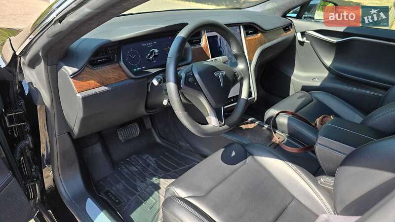 Лифтбек Tesla Model S 2019 в Запорожье фото 7 Лифтбек Tesla Model S 2019 в Запорожье