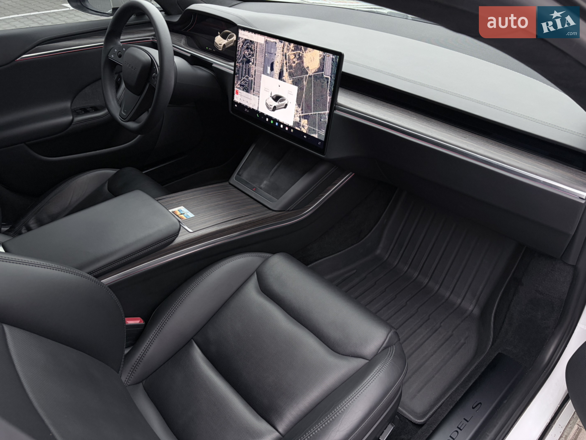 2022 Tesla Model S - мініатюра 8
