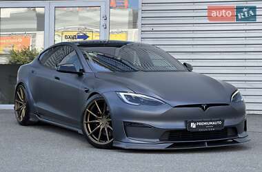 Лифтбек Tesla Model S 2022 в Киеве
