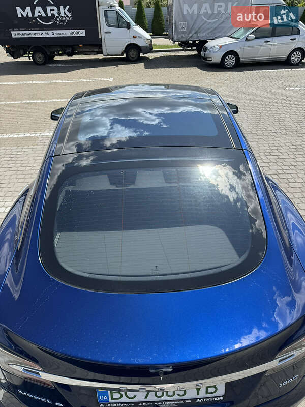 Ліфтбек Tesla Model S 2017 в Львові фото 26 Ліфтбек Tesla Model S 2017 в Львові