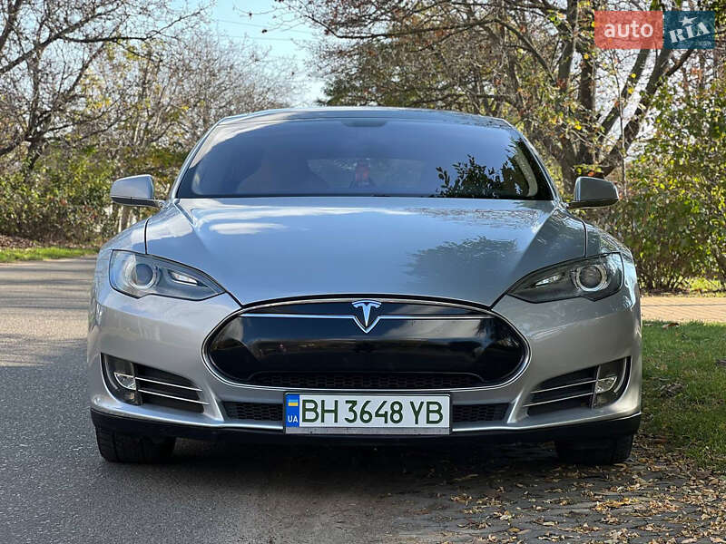 Ліфтбек Tesla Model S 2012 в Одесі фото 4 Ліфтбек Tesla Model S 2012 в Одесі