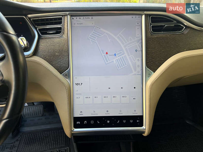 Ліфтбек Tesla Model S 2012 в Одесі фото 24 Ліфтбек Tesla Model S 2012 в Одесі