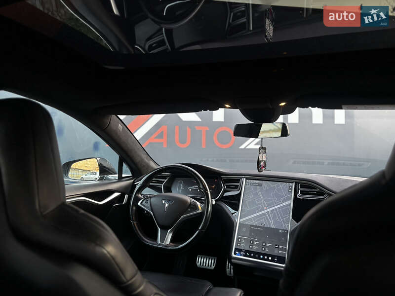 Лифтбек Tesla Model S 2015 в Львове фото 14 Лифтбек Tesla Model S 2015 в Львове