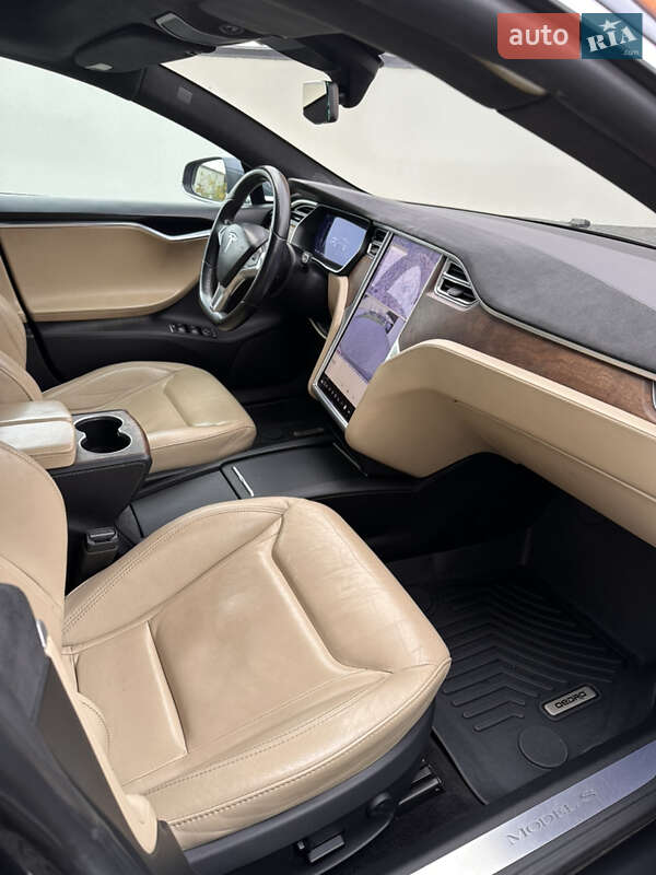 Ліфтбек Tesla Model S 2016 в Ужгороді фото 3 Ліфтбек Tesla Model S 2016 в Ужгороді