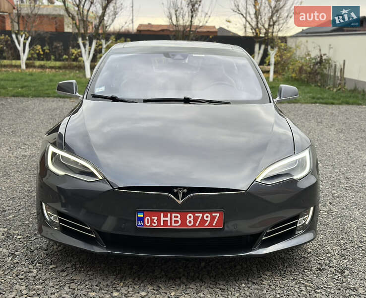 Ліфтбек Tesla Model S 2016 в Ужгороді фото 12 Ліфтбек Tesla Model S 2016 в Ужгороді