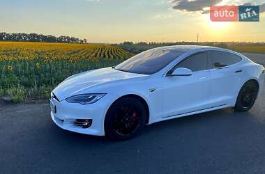 Лифтбек Tesla Model S 2014 в Николаеве