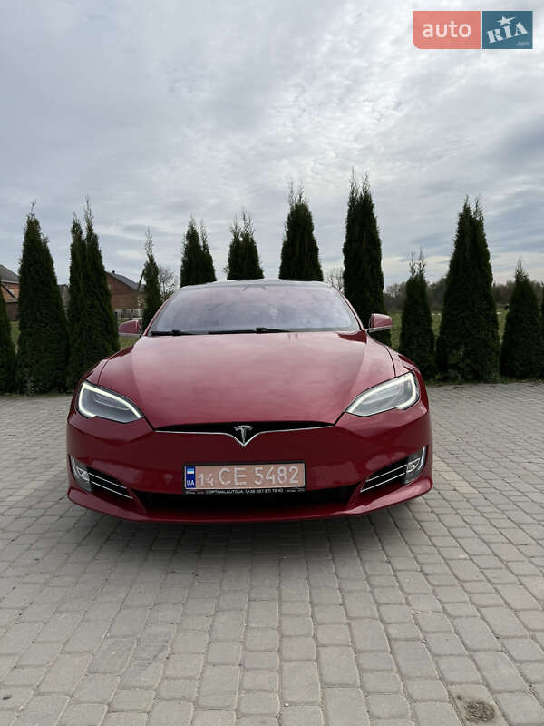 Ліфтбек Tesla Model S 2018 в Львові фото 3 Ліфтбек Tesla Model S 2018 в Львові