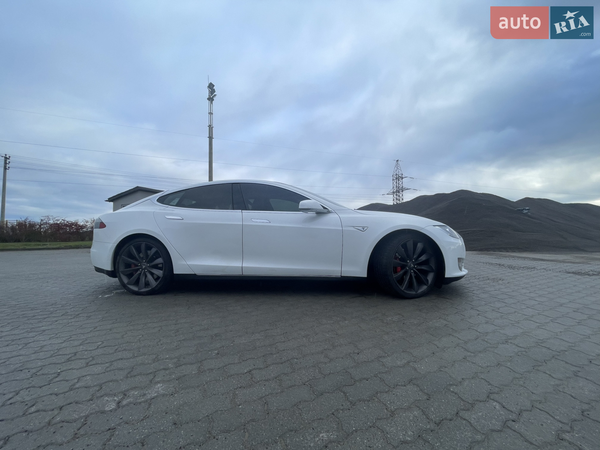 2014 Tesla Model S - мініатюра 3
