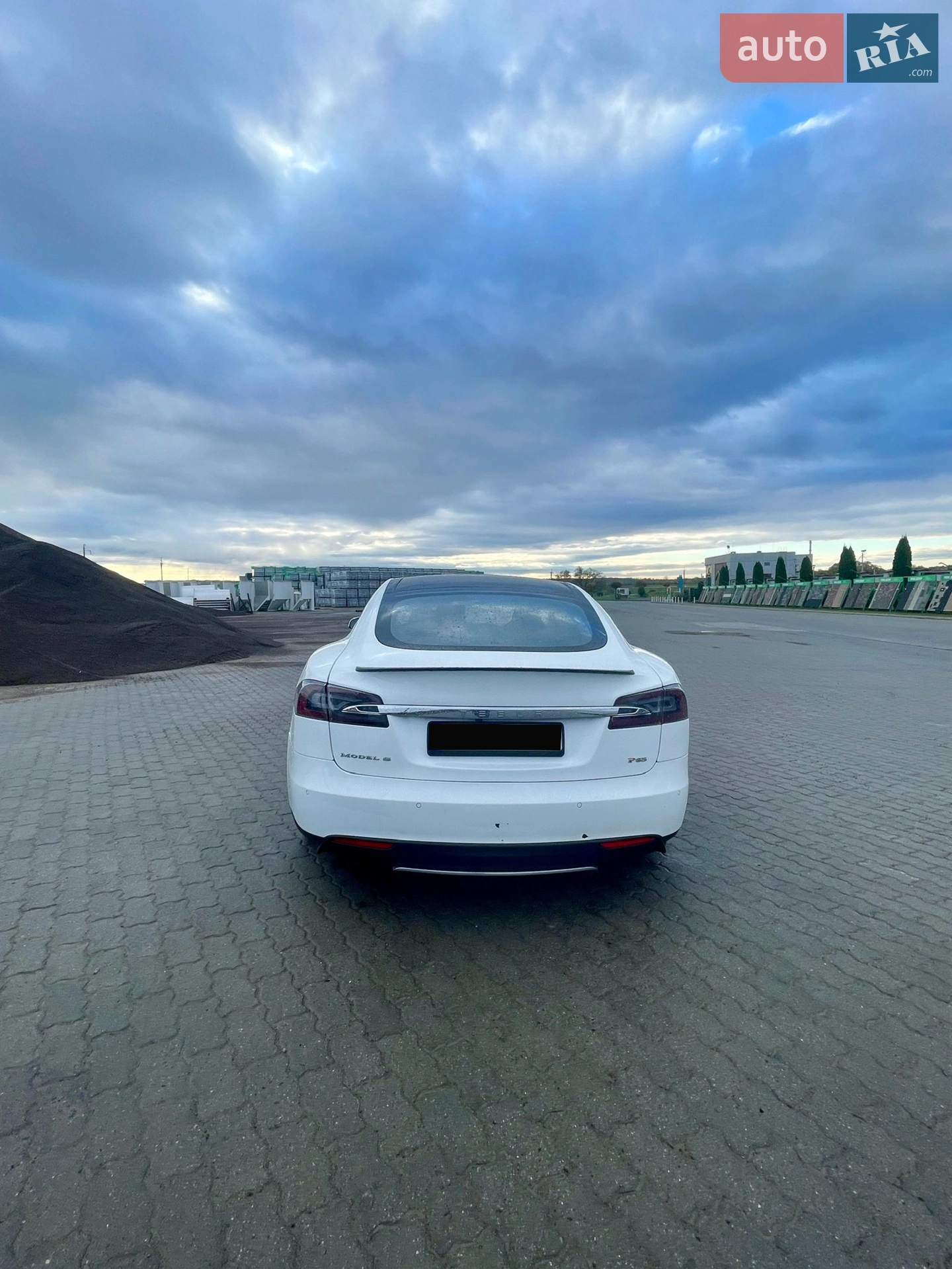2014 Tesla Model S - мініатюра 9