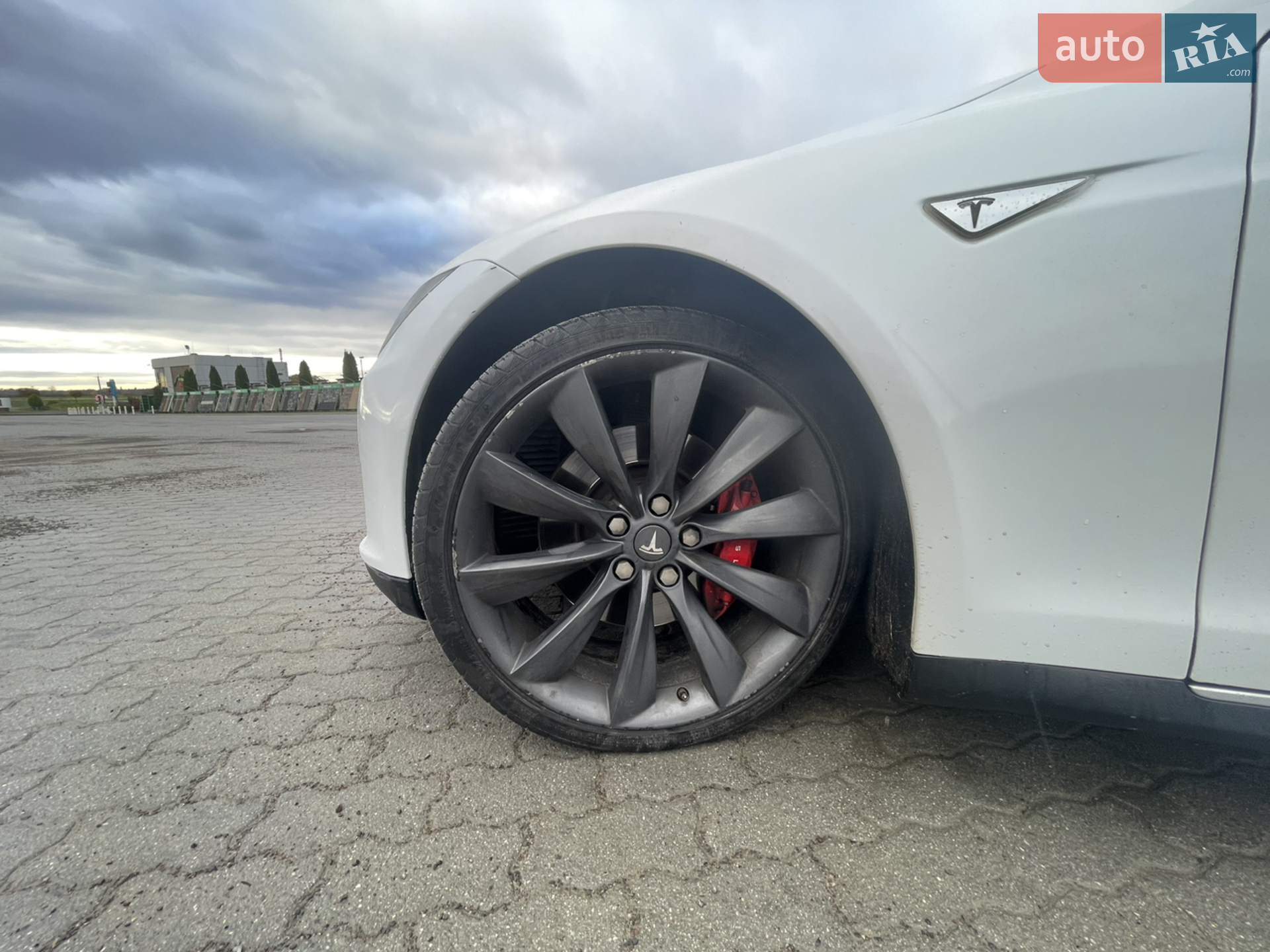 2014 Tesla Model S - мініатюра 12