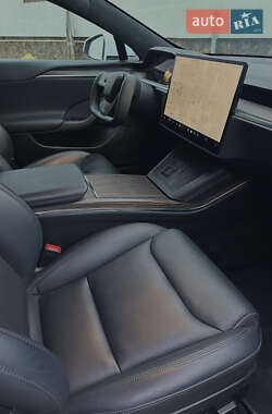 Лифтбек Tesla Model S 2021 в Золочеве