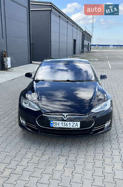 Ліфтбек Tesla Model S 2014 в Одесі