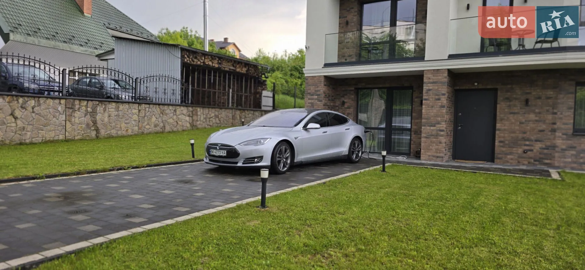 2015 Tesla Model S - мініатюра 13