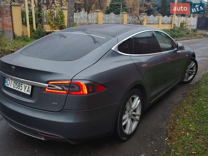 Ліфтбек Tesla Model S 2014 в Шептицькому фото 7 Ліфтбек Tesla Model S 2014 в Шептицькому