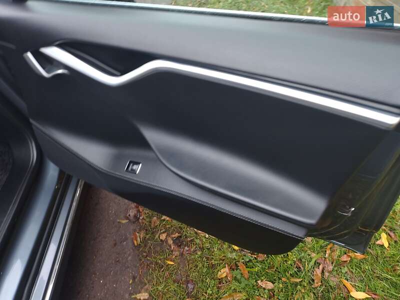 Ліфтбек Tesla Model S 2014 в Шептицькому фото 22 Ліфтбек Tesla Model S 2014 в Шептицькому