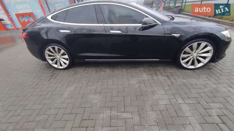 Лифтбек Tesla Model S 2014 в Житомире фото 6 Лифтбек Tesla Model S 2014 в Житомире