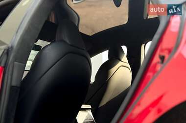 Лифтбек Tesla Model S 2022 в Киеве
