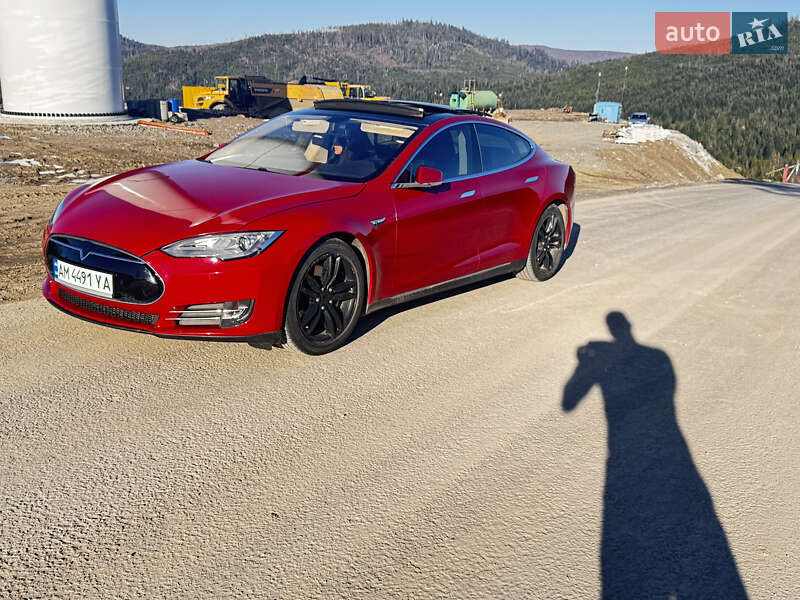 Ліфтбек Tesla Model S 2014 в Брусилові фото 6 Ліфтбек Tesla Model S 2014 в Брусилові