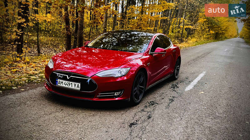 Ліфтбек Tesla Model S 2014 в Брусилові фото 5 Ліфтбек Tesla Model S 2014 в Брусилові