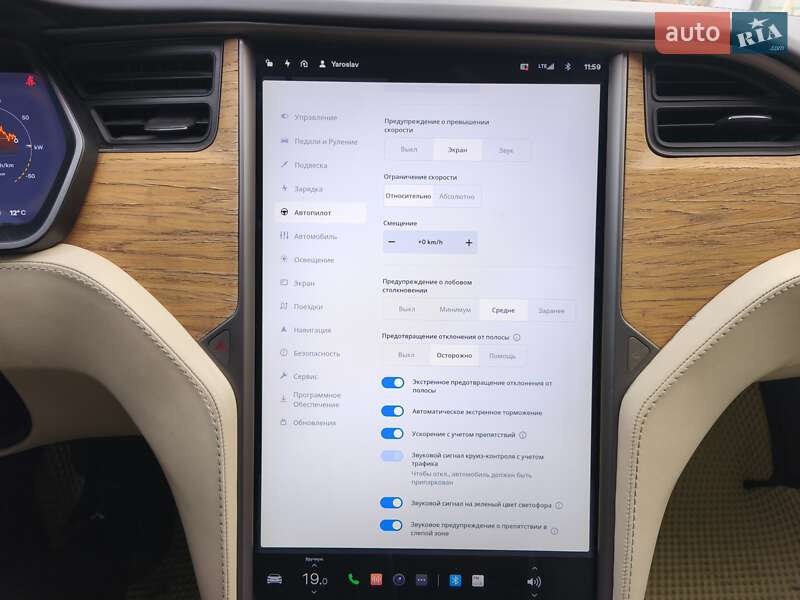 Лифтбек Tesla Model S 2018 в Днепре