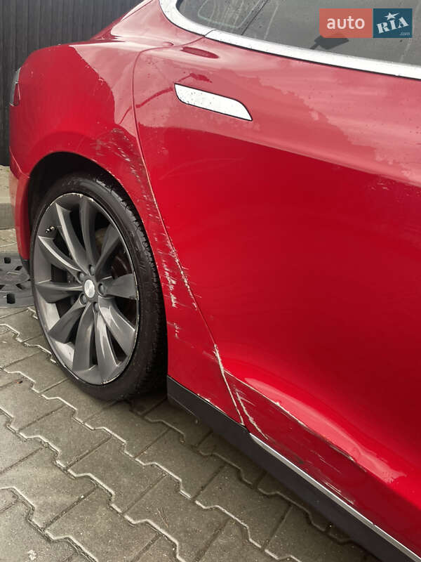 Ліфтбек Tesla Model S 2013 в Львові фото 20 Ліфтбек Tesla Model S 2013 в Львові
