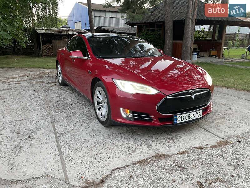 Ліфтбек Tesla Model S 2013 в Чернігові фото 2 Ліфтбек Tesla Model S 2013 в Чернігові