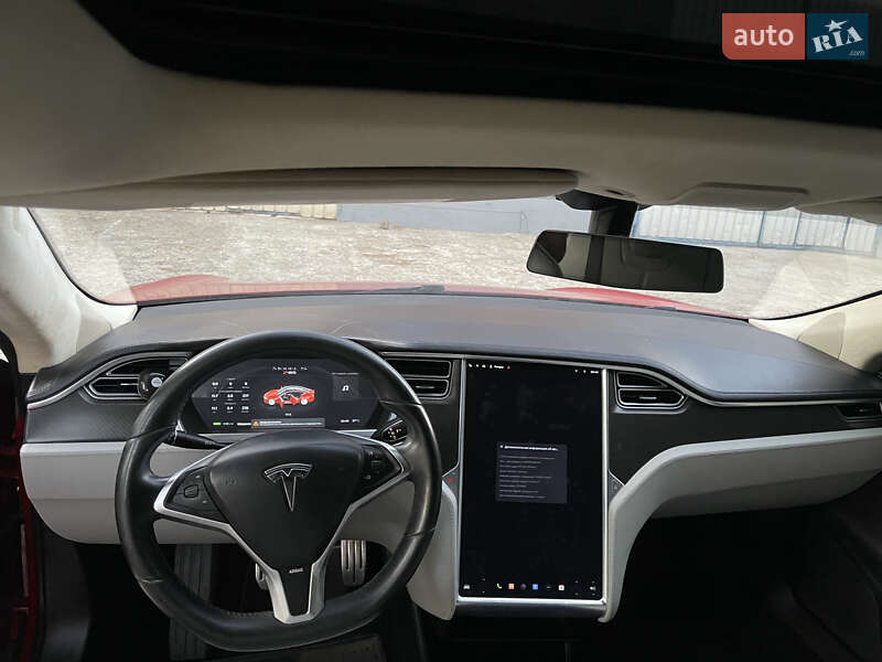 Ліфтбек Tesla Model S 2013 в Чернігові фото 17 Ліфтбек Tesla Model S 2013 в Чернігові