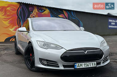 Лифтбек Tesla Model S 2014 в Житомире